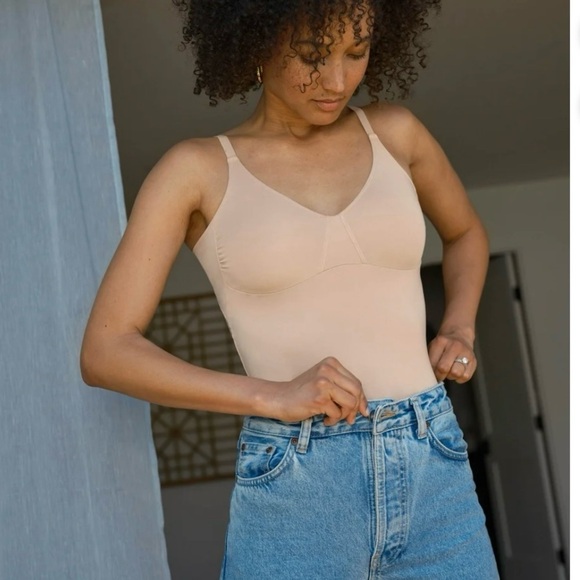 Jockey® Essentials Women's Underarm Smoothing Tank - Picture 4 of 8